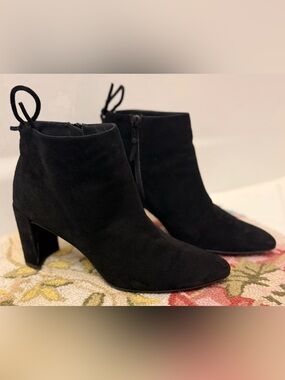STUART WEITZMAN Black Suede Ankle Boots W/ Back Tie & Block Heel – Size 7 M